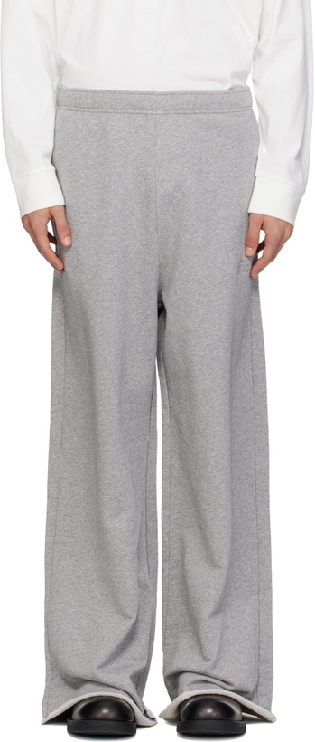 Photo: MM6 Maison Margiela Gray Embroidered Logo Sweatpants