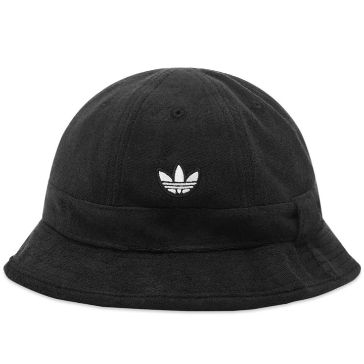 Photo: Adidas Samstag Bucket Hat