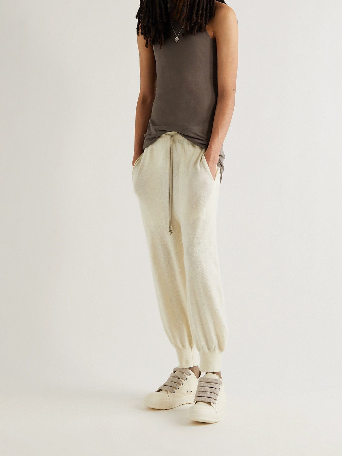 Tapered Cashmere Sweatpants