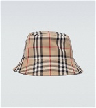 Burberry - Vintage check bucket hat