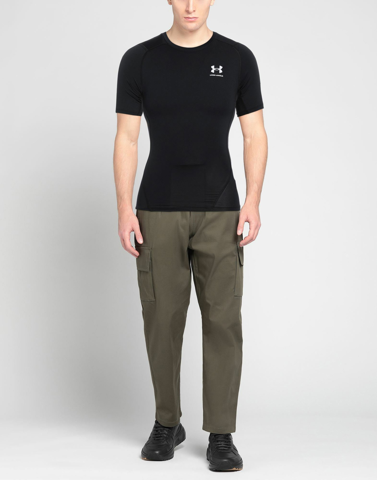 Under Armour Mens T-shirt in Black