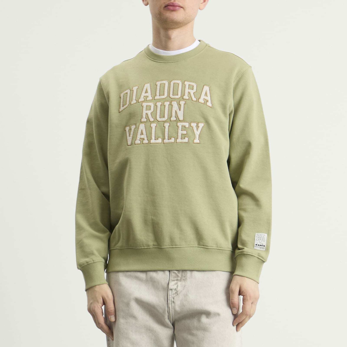 Diadora Men's Run Valley Crew Sweatshirt in Sage Green
