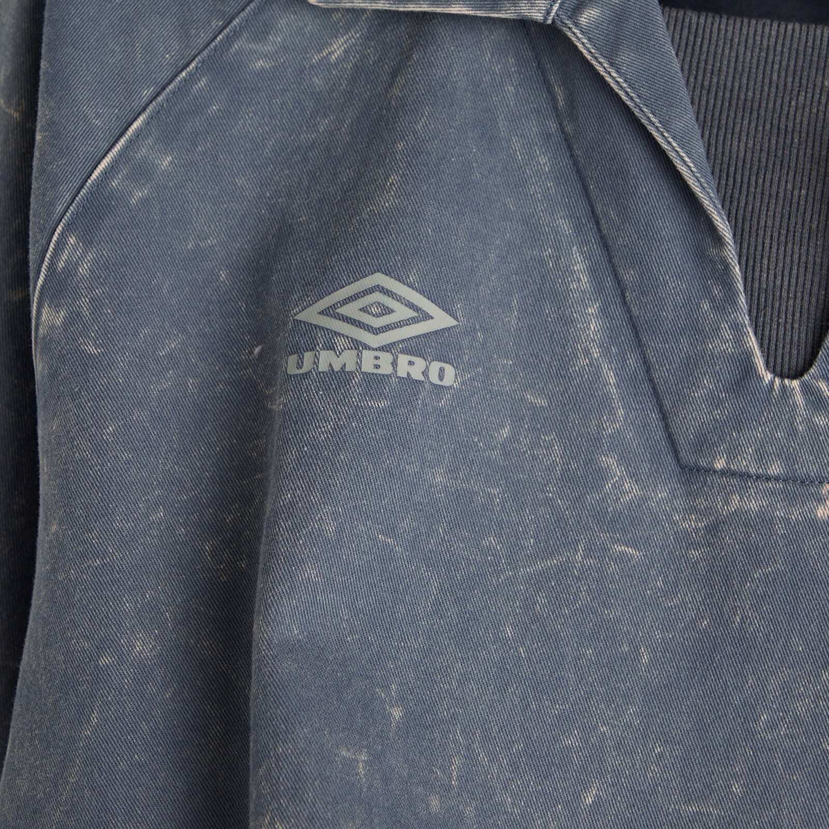 Umbro Washed Drill Top in Blue Mirage Umbro