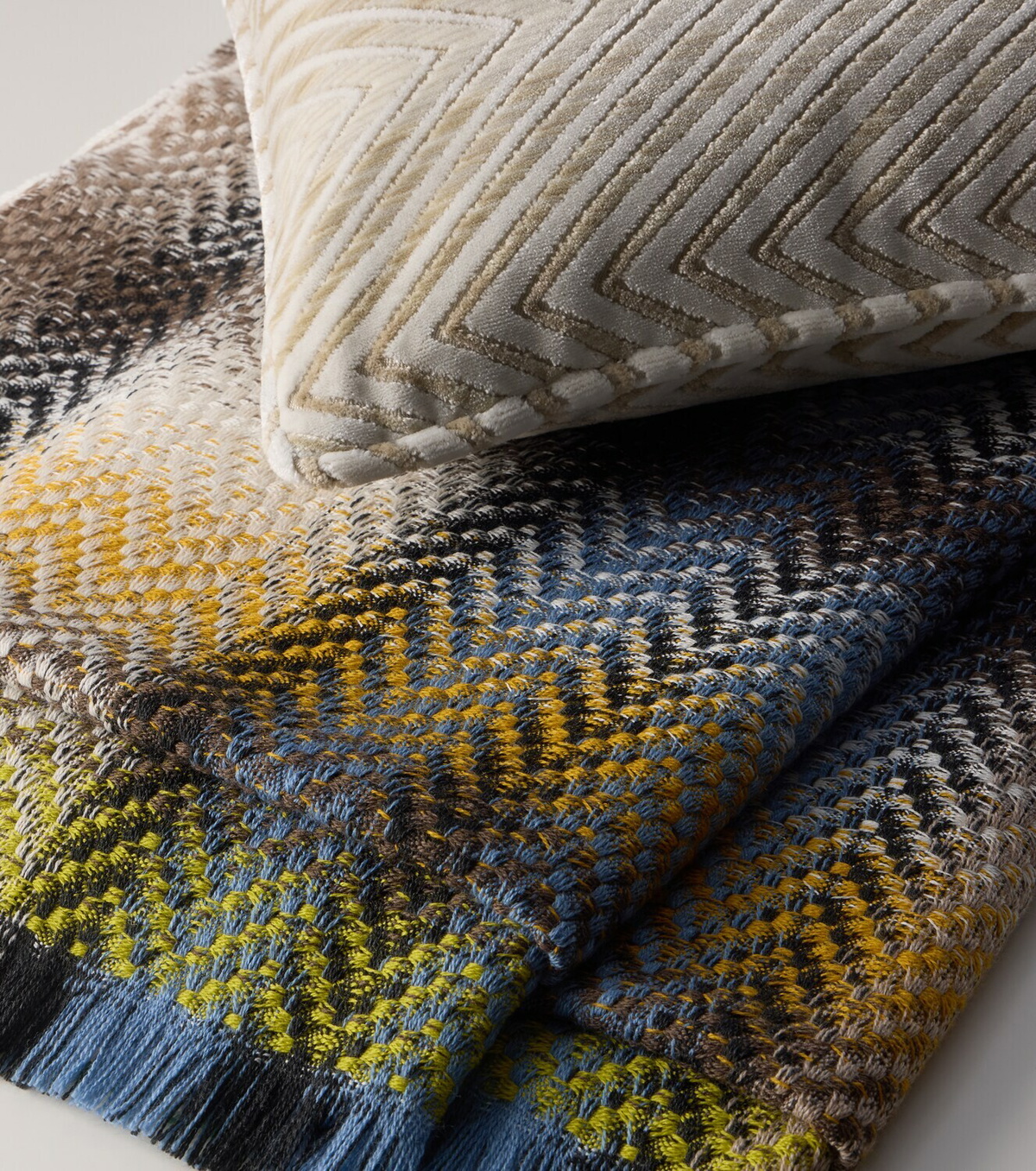 Missoni Zig Zag wool-blend throw