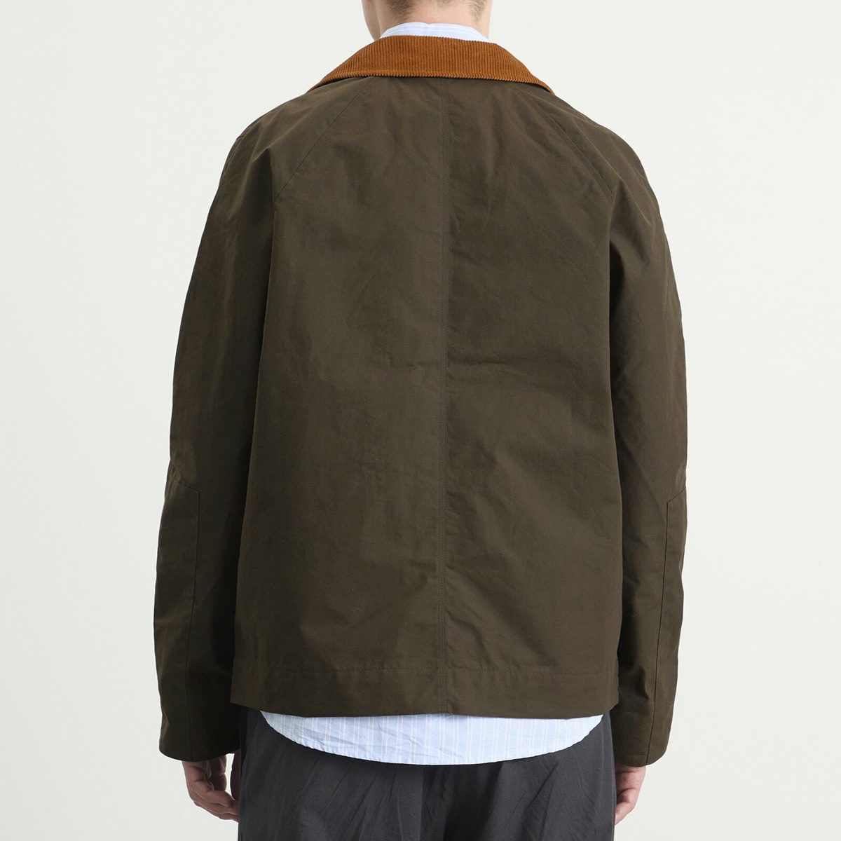 Foret Men's Aspen Oilskin Jacket in Army