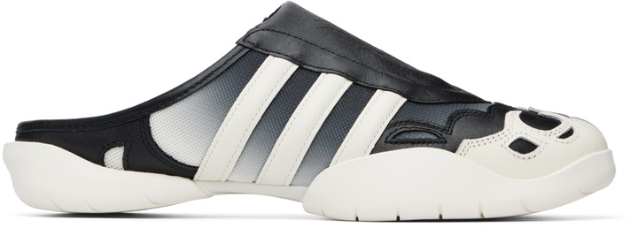 Photo: Y-3 Black Regu Sneakers