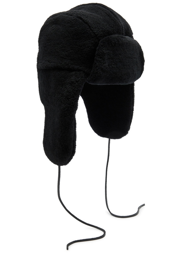 Photo: Vince Aviator-style Shearling hat Black