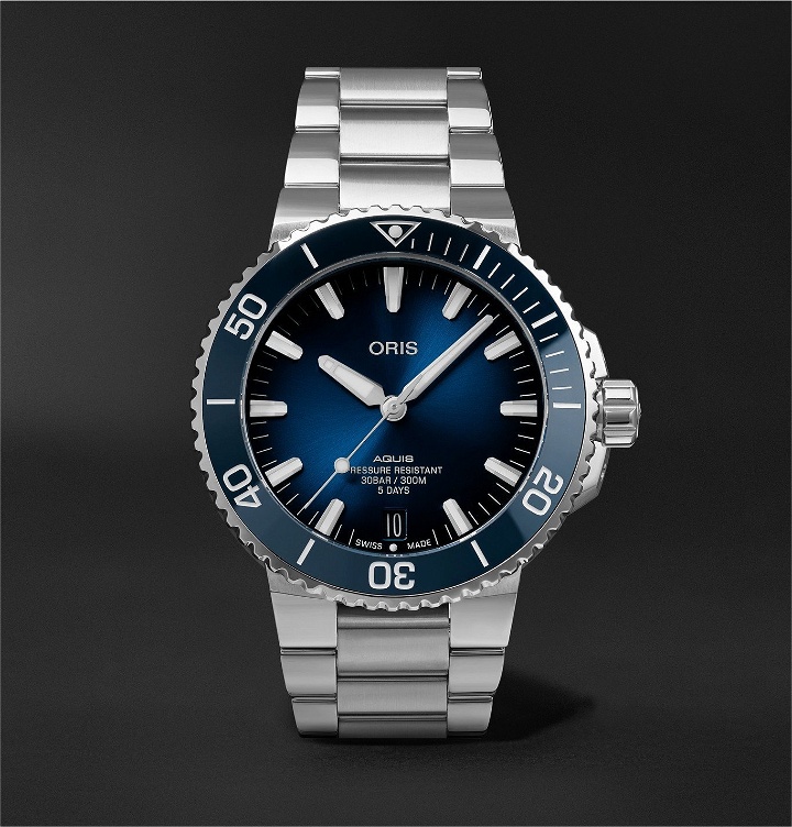 Photo: ORIS - Aquis Date Calibre 400 Automatic 43.5mm Stainless Steel Watch, Ref. No. 01 400 7763 4135-07 8 24 09PEB - Blue