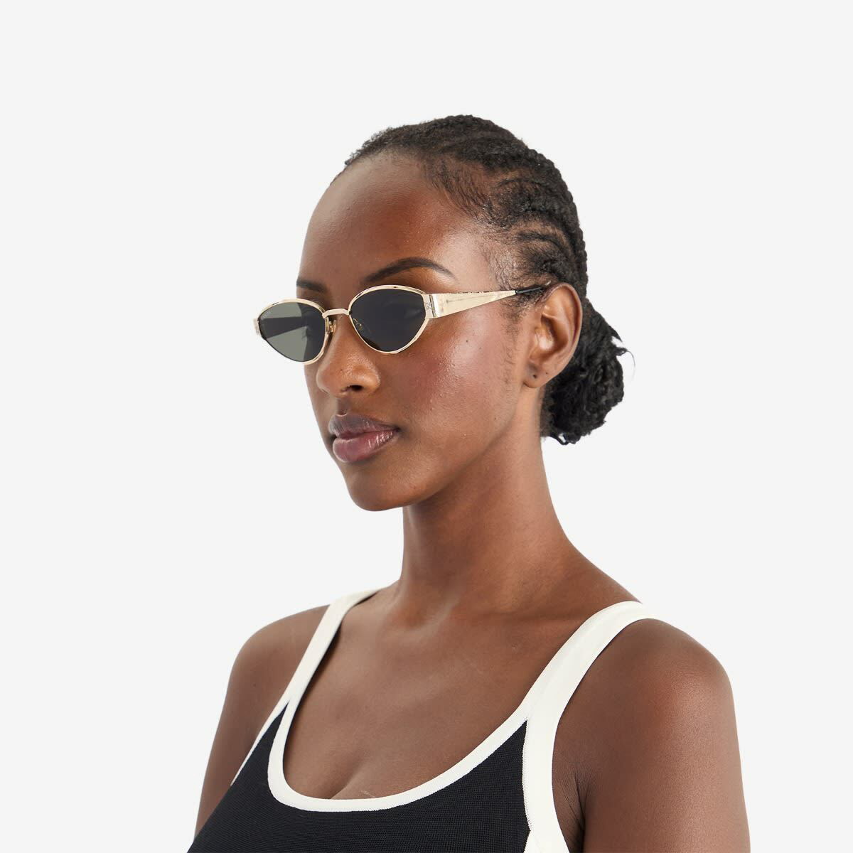 Gucci Women's GG1853S Sunglasses in Gold/Grey Gucci