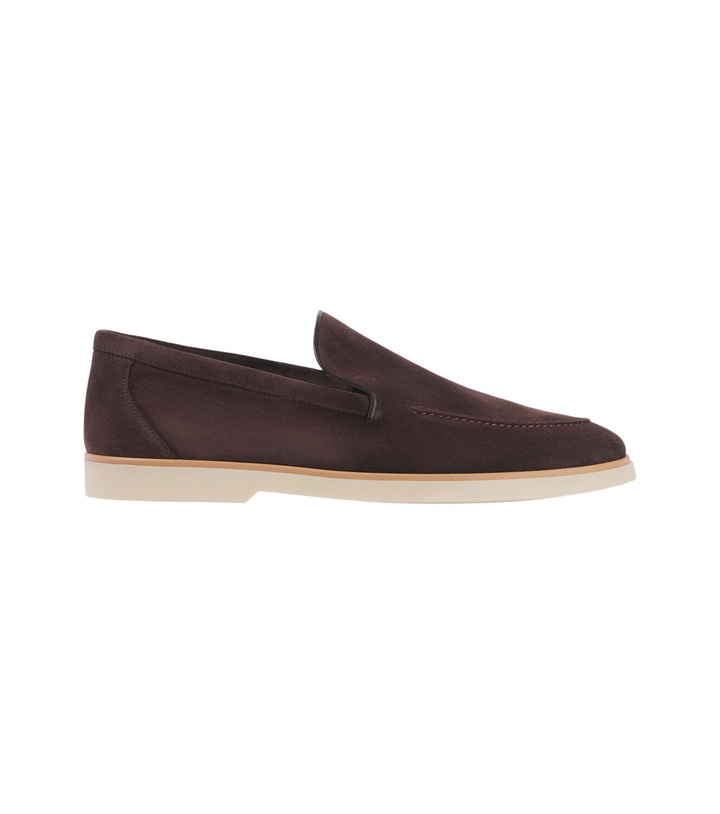 Photo: Magnanni Calpe suede loafers