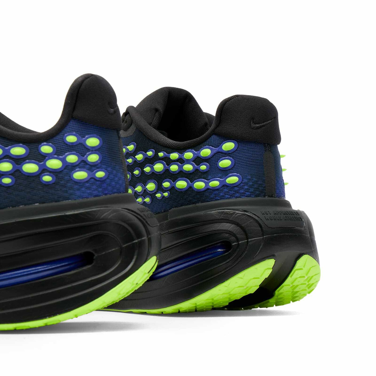 Nike Vomero Prm Qs Sneaker in Black/Volt/Violet