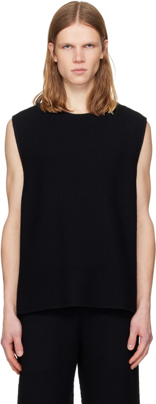 Photo: HOMME PLISSÉ ISSEY MIYAKE Black Rustic Knit Vest