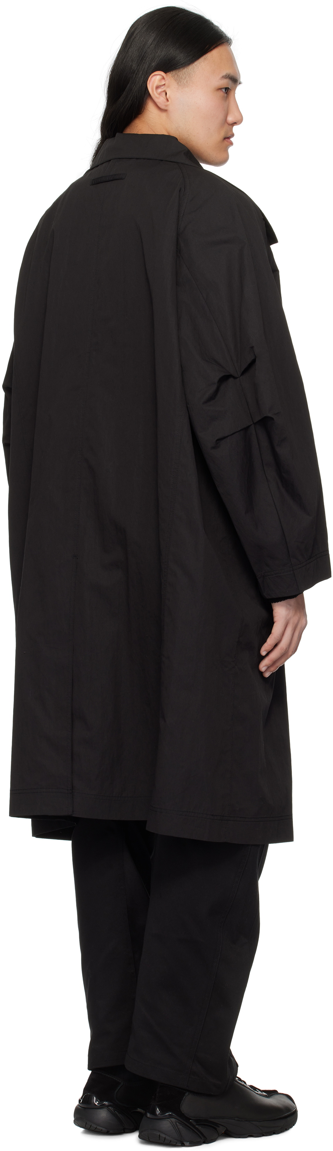 lesugiatelier Black Travel Mac Coat