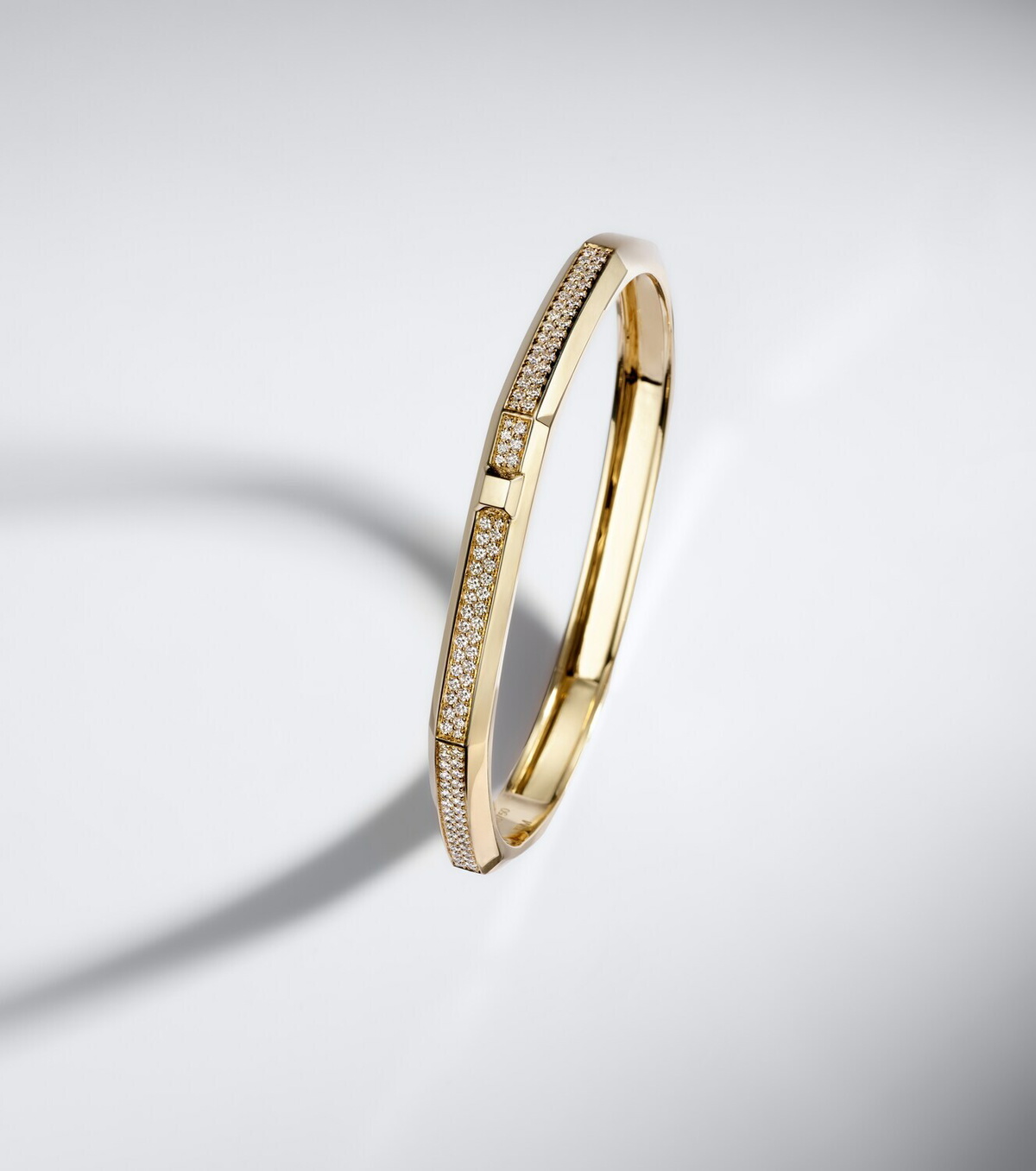 Messika Moderniste 18kt gold bracelet with diamonds