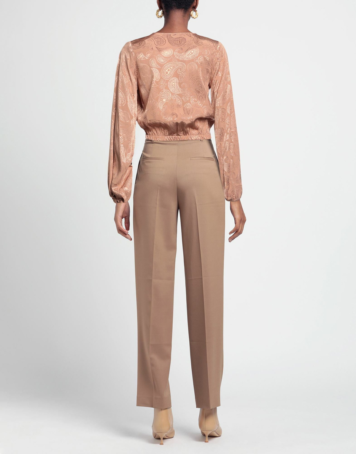 Jijil Womens Top in Apricot