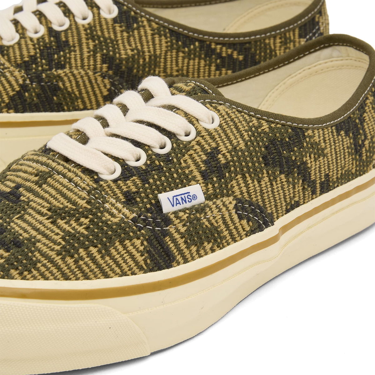 Vans LX Authentic 44 Sneaker in Camo/Antique Gold Vans
