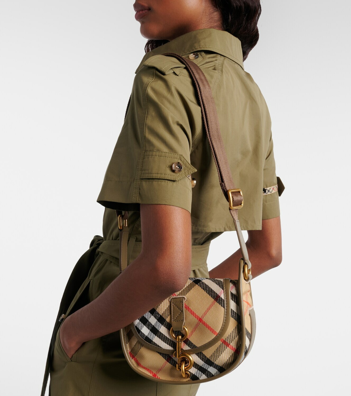 Burberry Clip Messenger Medium leather-trimmed shoulder bag