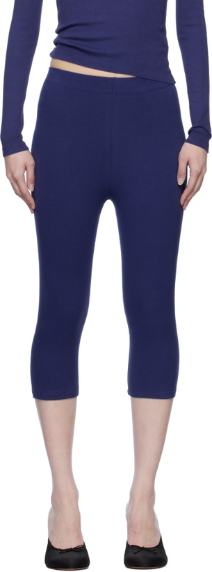 Photo: Gil Rodriguez Navy Capri Leggings