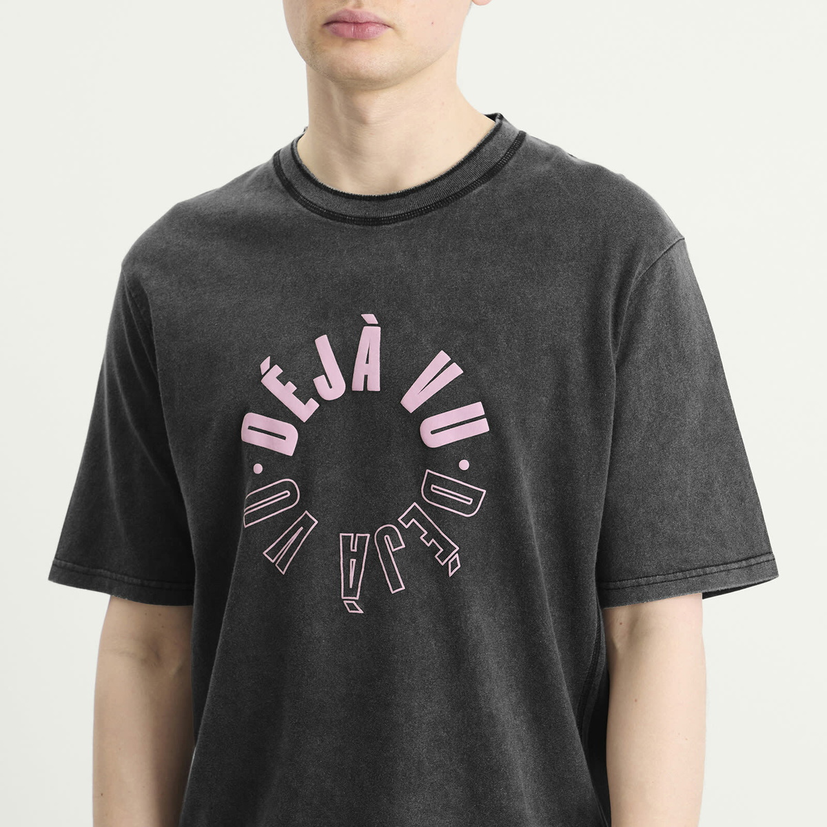 ACMH by Magic Castles Men's Deja Vu T-Shirt in Vintage Black