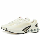 Nike Air Max DN Sneakers in Sail/Coconut/Gold