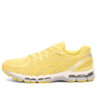 Asics GEL-Kayano 20 Sneaker in Banana Cream/Chrome Yellow