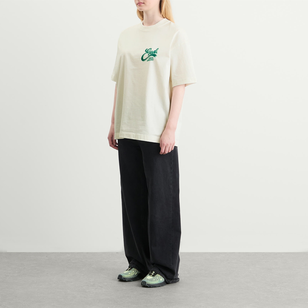 END. Outdoor Sign T-Shirt in Ecru