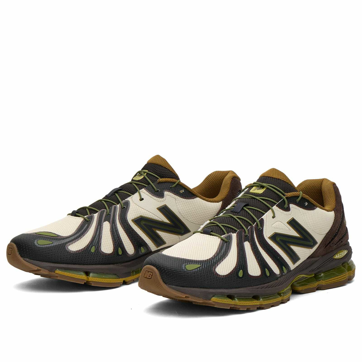 New Balance Men's 1890 Sneaker in Linen/Pumpernickel/Basil Oil