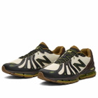 New Balance Men's 1890 Sneaker in Linen/Pumpernickel/Basil Oil