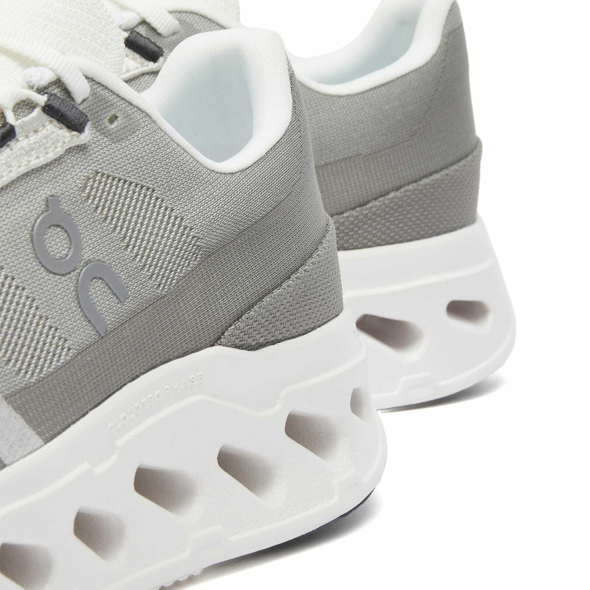 ON Men's Cloudeclipse in Alloy/White