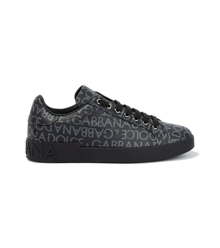 Photo: Dolce&Gabbana Portofino logo low-top sneakers