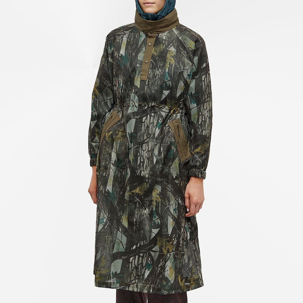 Snow Peak Women's Printed Insect Mesh Pullover Coat in Khaki
