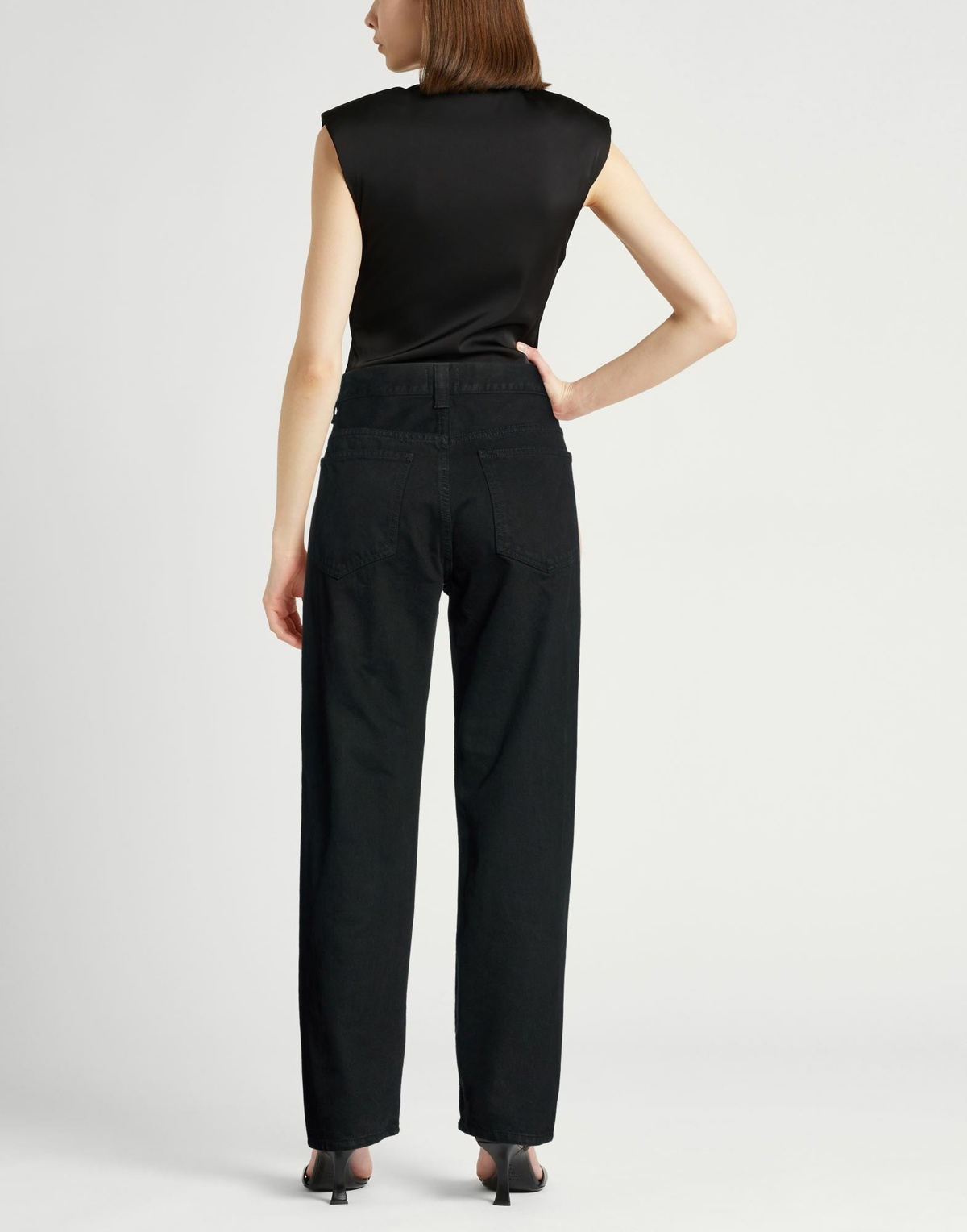 Khaite Womens Jeans in Black