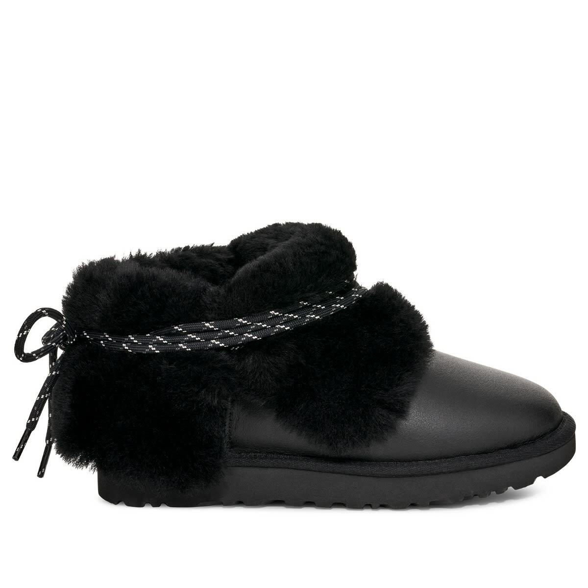 UGG Women's Bailey Ankle Boot in Black