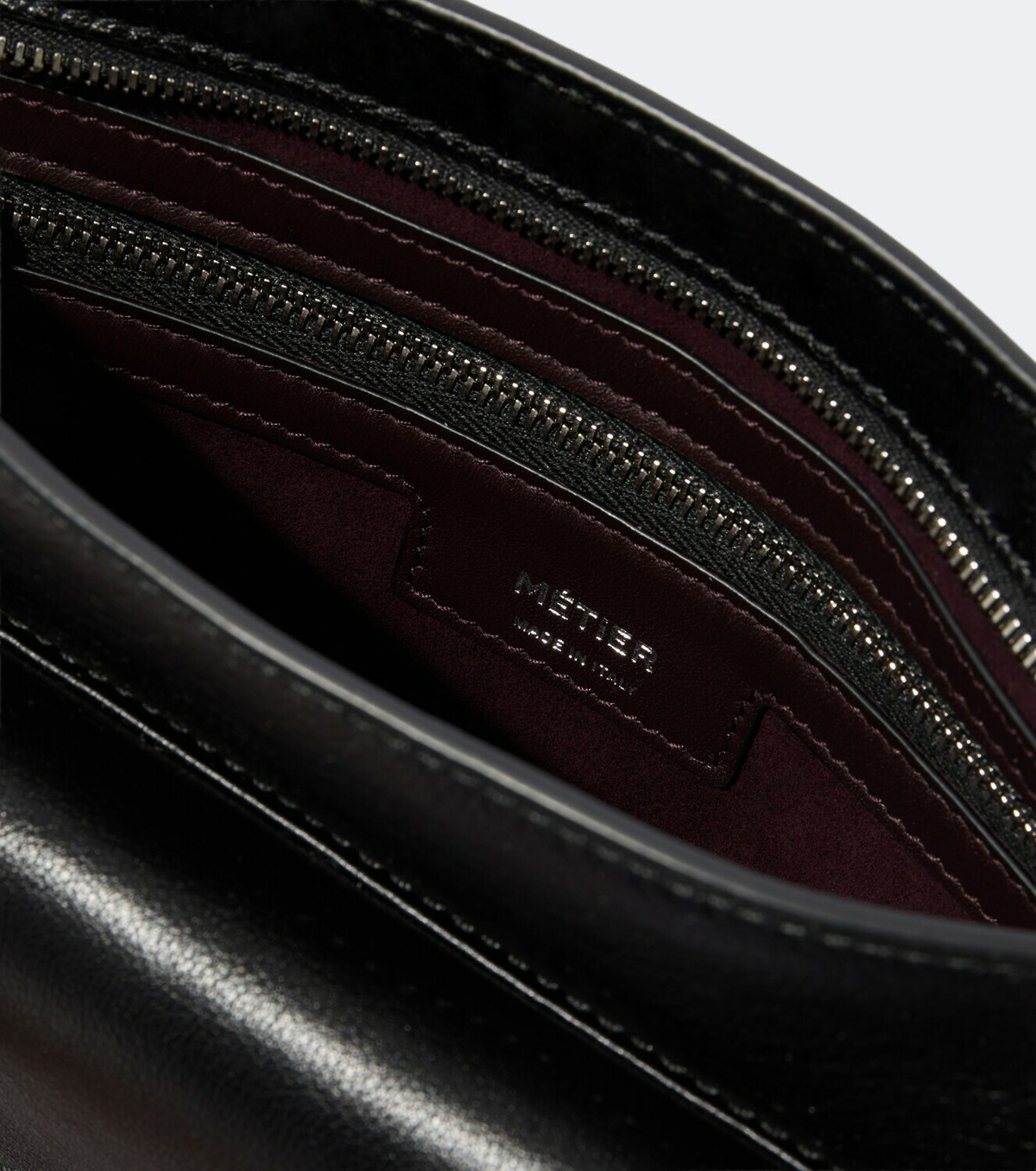 Métier Slide leather messenger bag