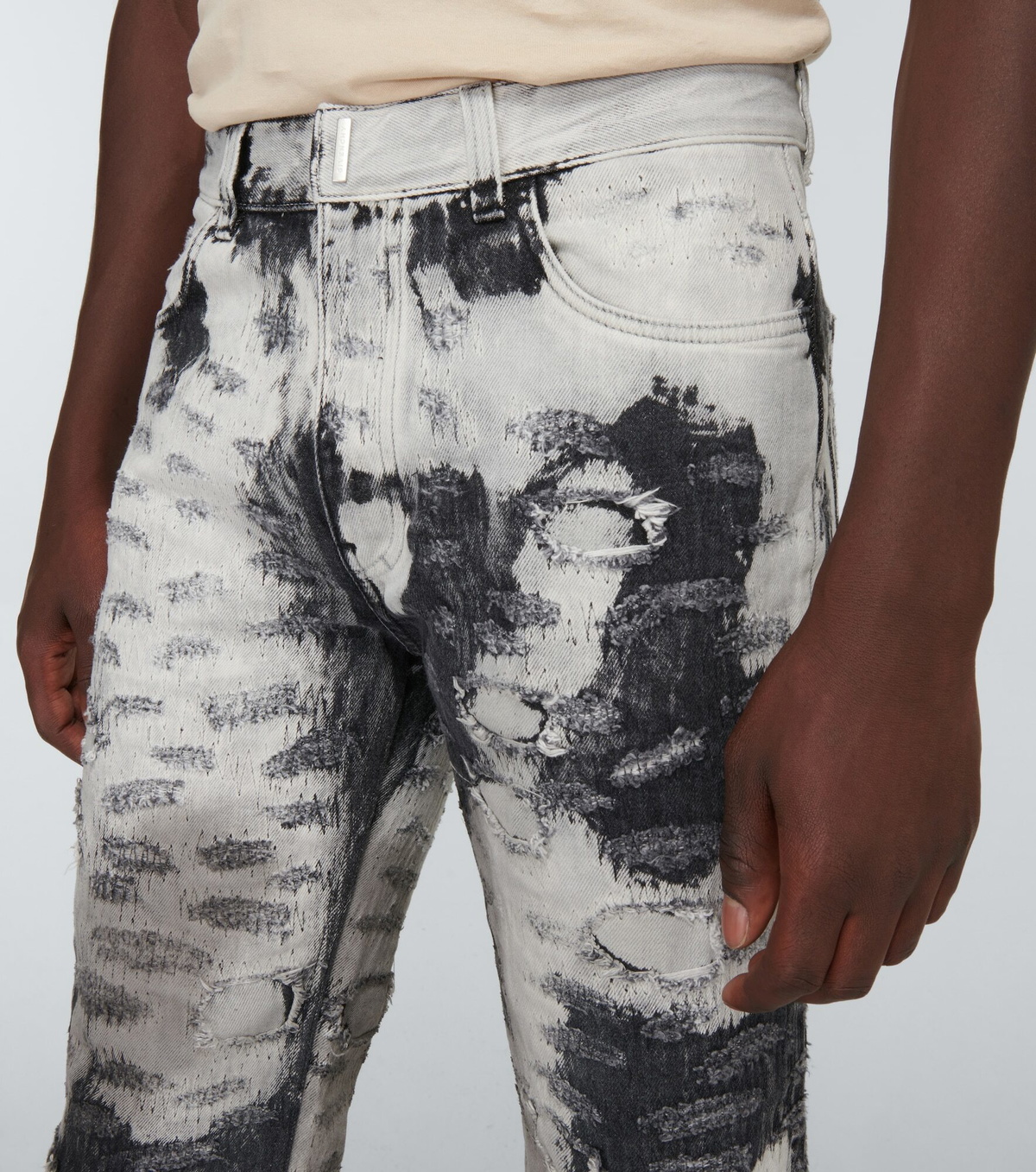 Givenchy - Distressed slim jeans Givenchy