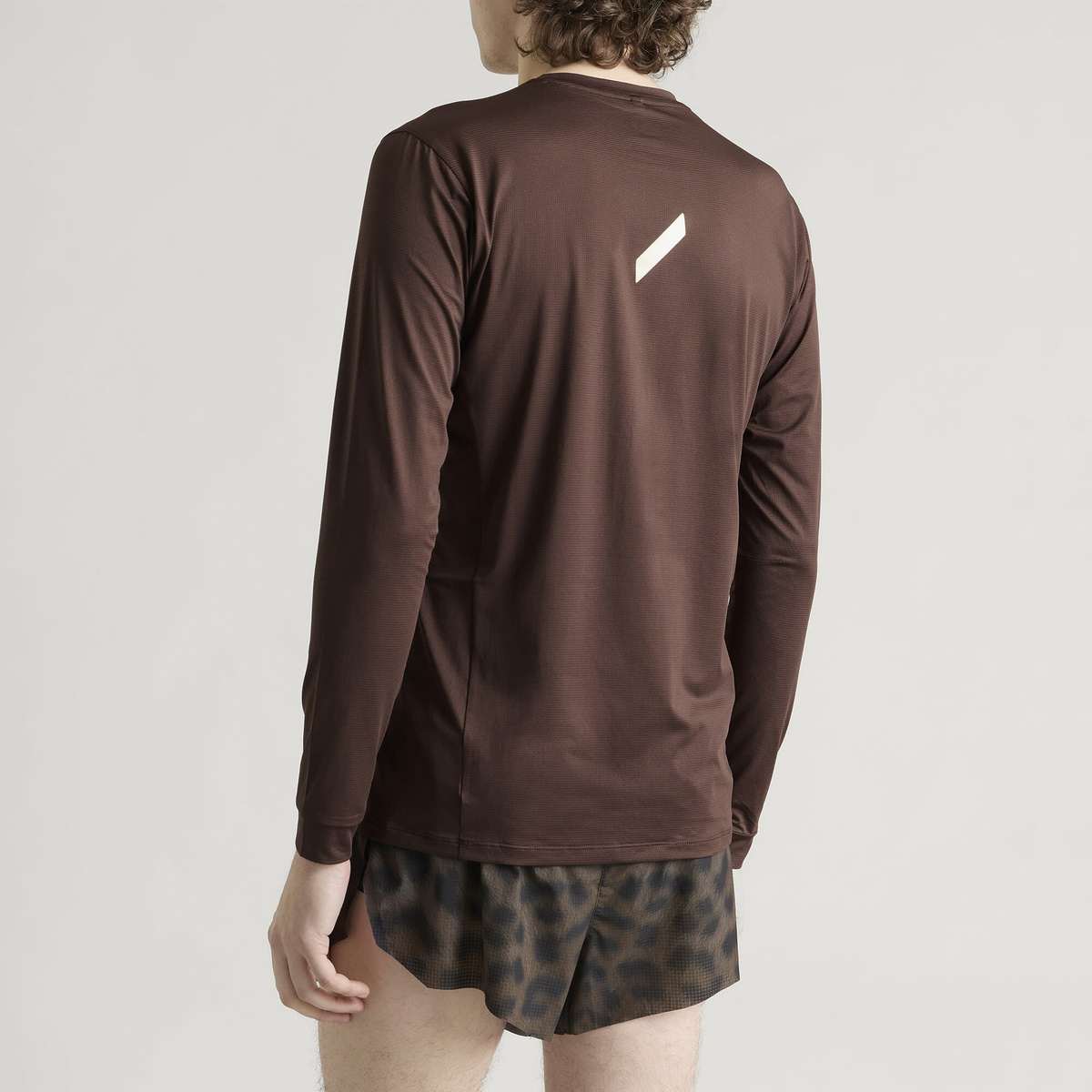 SOAR Men's Long Sleeve Tech T-Shirt in Dark Brown