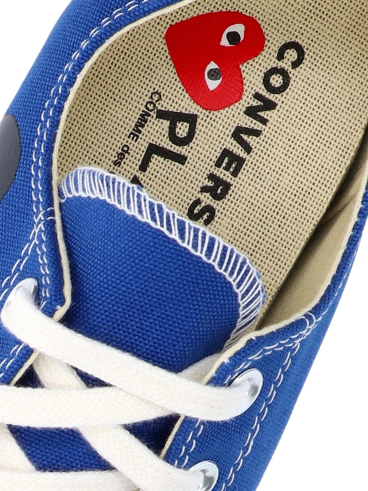 Comme des Garçons Play Low Top chuck Taylor Sneakers
