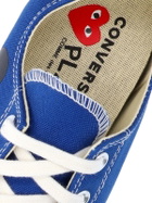 Comme des Garçons Play Low Top chuck Taylor Sneakers
