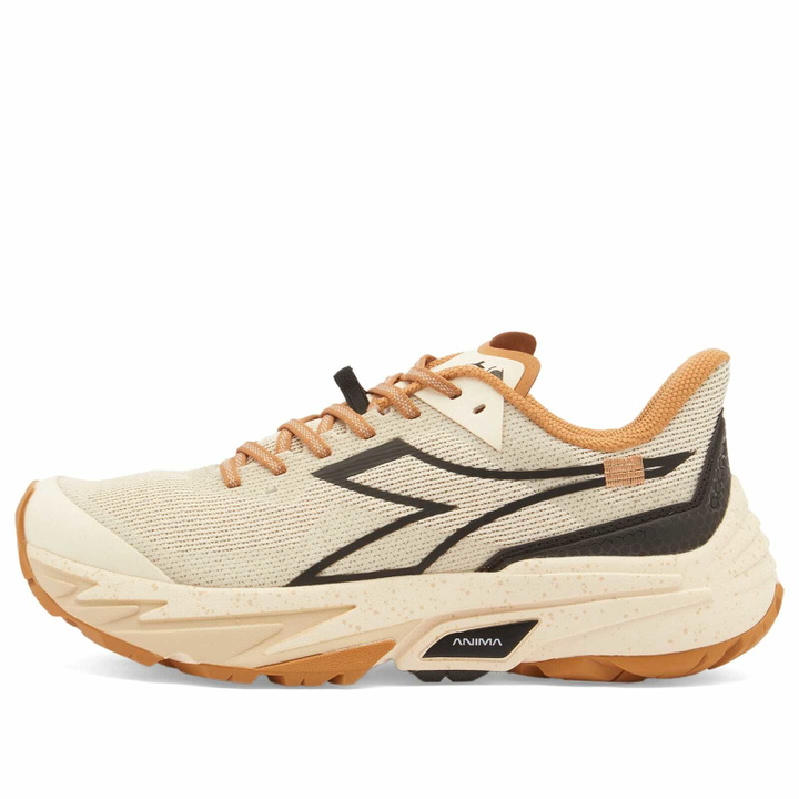 Photo: Diadora Sestriere-Xt 2 Sneaker in Whisper White/Black/Biscuit