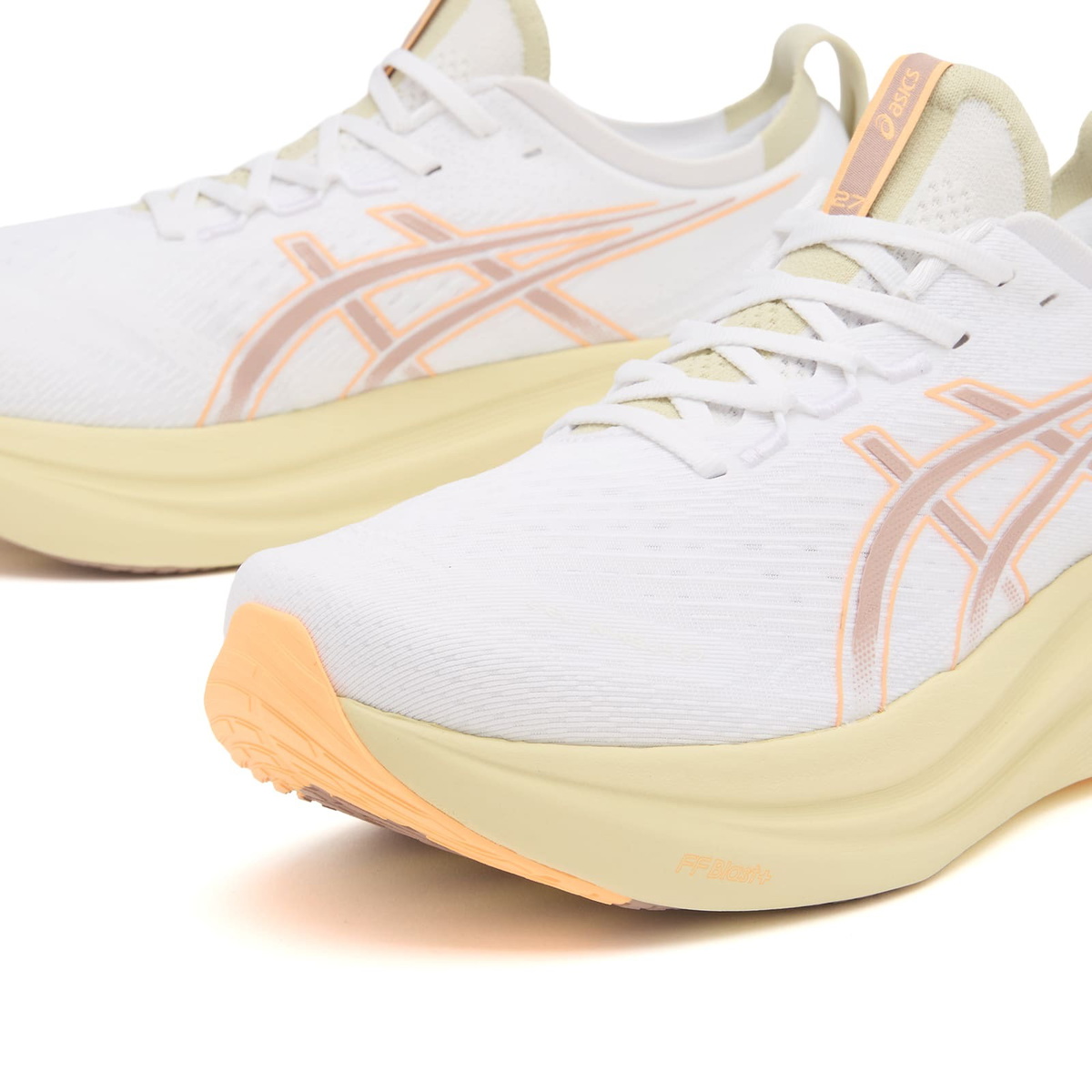 Asics Running GEL-NIMBUS 27 in White/Fawn