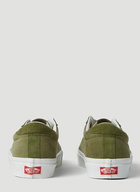 UA Style 73 DX Sneakers in Khaki