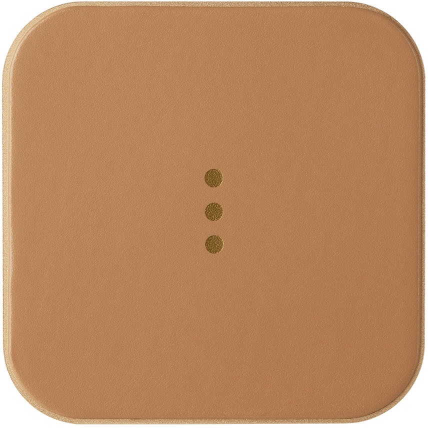 Photo: Courant Gold CATCH:1 Wireless Charger