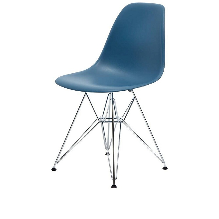 Photo: Vitra Eames DSR Side Chair Chrome Legs in Sea Blue