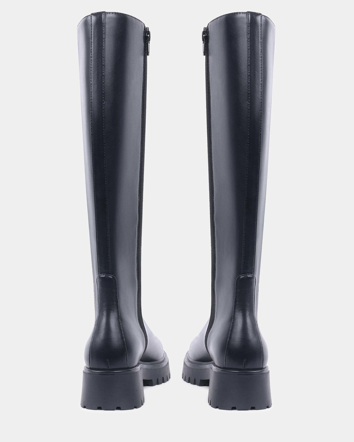 Steve Madden Jaly Boots in Black