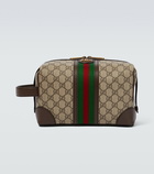 Gucci - GG Supreme canvas washbag