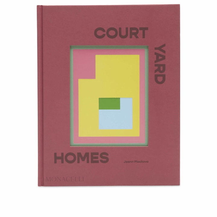 Photo: Phaidon Courtyard Homes in Joann Plockova 