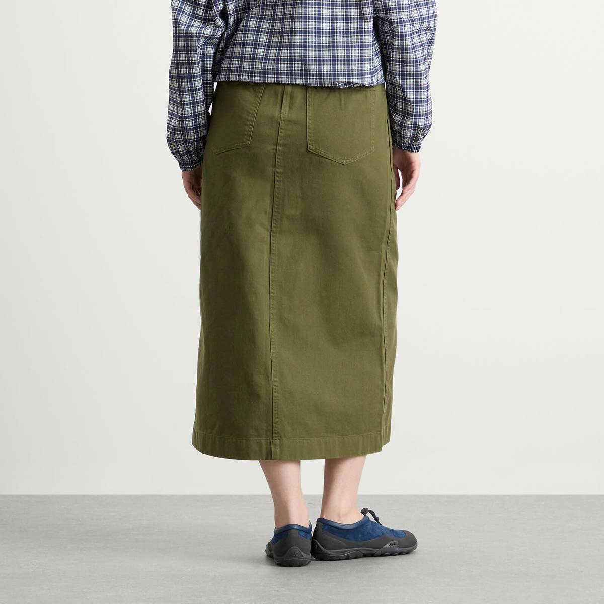 Gramicci Women's Midi Baker Skirt in Olive