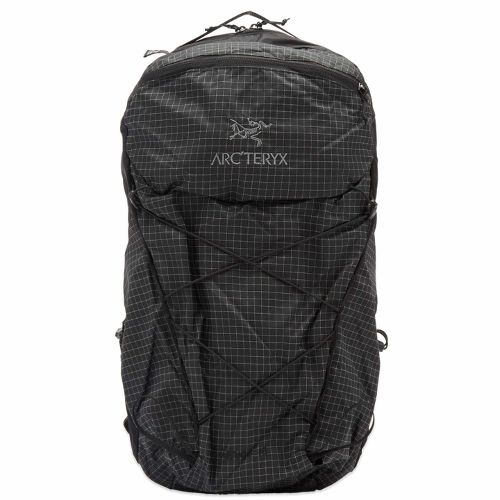Photo: Arc'teryx Men's Aerios 18 Backpack in Black 