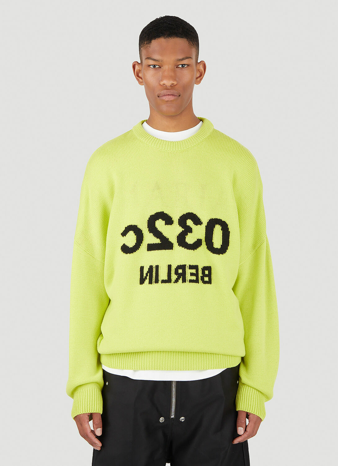 032C Selfie Sweater