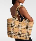 Burberry Burberry Check Large raffia tote bag